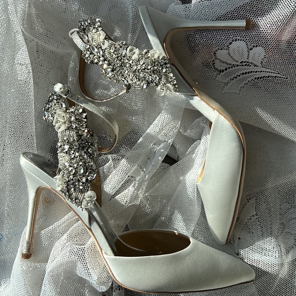 BADGLEY MISCHKA Blanca Strappy Crystal Stilettos - Picture 13 of 17